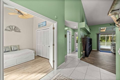 Купить виллу или дом в Даннеллон, Флорида 9 комнат, 143.53м2, № 2236329 - фото 5