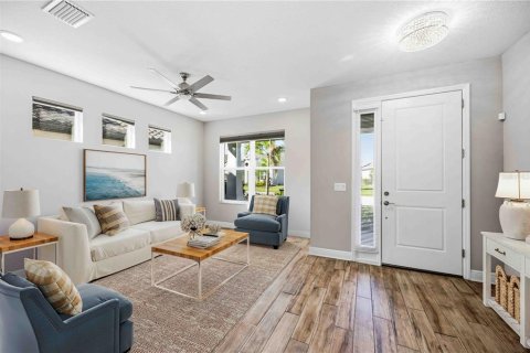 House in Sarasota, Florida 4 bedrooms, 294.69 sq.m. № 2354961 - photo 4