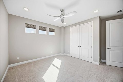 House in Sarasota, Florida 4 bedrooms, 294.69 sq.m. № 2354961 - photo 23