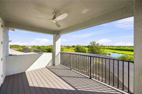House in Sarasota, Florida 4 bedrooms, 294.69 sq.m. № 2354961 - photo 30