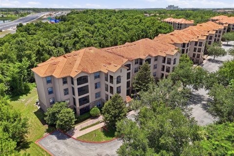 Condo in Davenport, Florida, 2 bedrooms  № 2225974