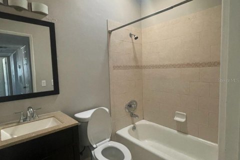 Снять в аренду виллу или дом в Орландо, Флорида 2 комнаты, 152.36м2, № 1910533 - фото 12