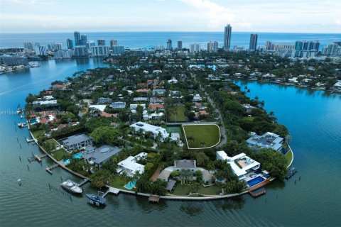 Land in Miami Beach, Florida № 1932935 - photo 4