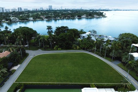 Land in Miami Beach, Florida № 1932935 - photo 5