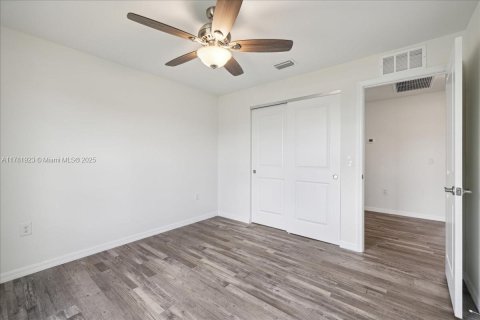 Casa en venta en Cape Coral, Florida, 4 dormitorios, 164.16 m2 № 1798865 - foto 18