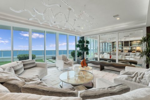 Condo in Fort Lauderdale, Florida, 4 bedrooms  № 1481073 - photo 2
