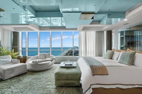 Condo in Fort Lauderdale, Florida, 4 bedrooms  № 1481073 - photo 15
