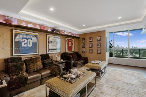 Condo in Fort Lauderdale, Florida, 4 bedrooms  № 1481073 - photo 30