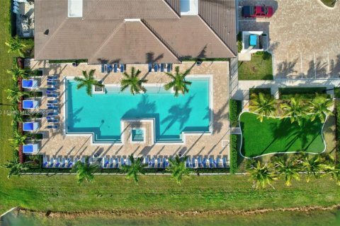 Купить виллу или дом в Мирамар, Флорида 5 спален, 337.51м2, № 1472485 - фото 7