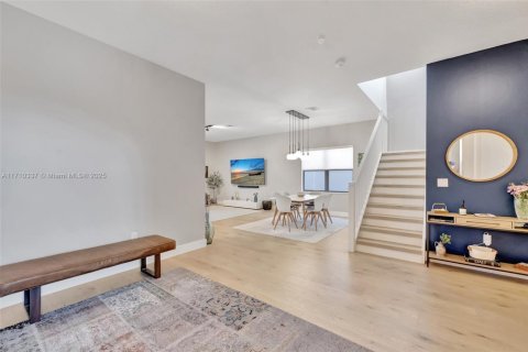 Купить виллу или дом в Мирамар, Флорида 5 спален, 337.51м2, № 1472485 - фото 11