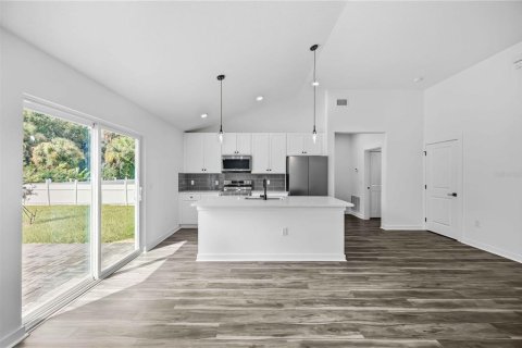 House in North Port, Florida 3 bedrooms, 150.5 sq.m. № 2393464 - photo 5