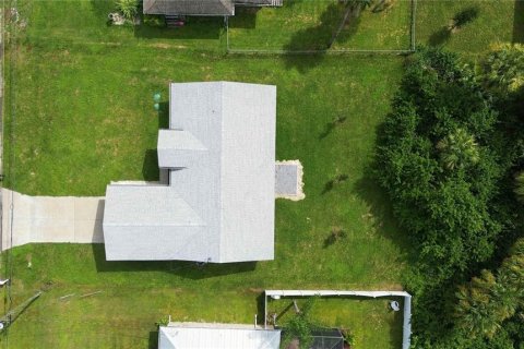 House in North Port, Florida 3 bedrooms, 150.5 sq.m. № 2393464 - photo 18