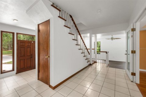 House in Gainesville, Florida 4 bedrooms, 317.91 sq.m. № 2098180 - photo 8
