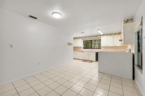 House in Gainesville, Florida 4 bedrooms, 317.91 sq.m. № 2098180 - photo 20