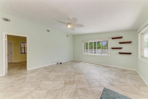 Villa ou maison à vendre à Port Charlotte, Floride: 3 chambres, 150.87 m2 № 1821490 - photo 20