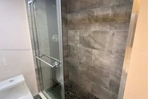 Condominio en alquiler en Boca Raton, Florida, 2 dormitorios, 83.24 m2 № 1969514 - foto 3