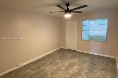 Condominio en alquiler en Boca Raton, Florida, 2 dormitorios, 83.24 m2 № 1969514 - foto 6