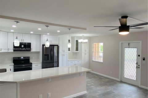 Condominio en alquiler en Boca Raton, Florida, 2 dormitorios, 83.24 m2 № 1969514 - foto 11