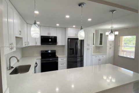 Condominio en alquiler en Boca Raton, Florida, 2 dormitorios, 83.24 m2 № 1969514 - foto 12