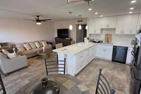 Condominio en alquiler en Boca Raton, Florida, 2 dormitorios, 83.24 m2 № 1969514 - foto 21