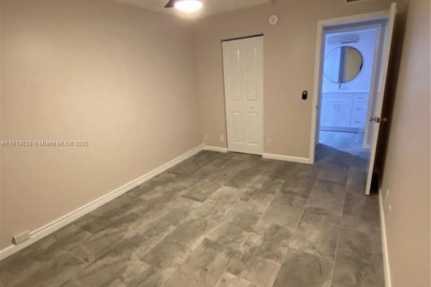 Condominio en alquiler en Boca Raton, Florida, 2 dormitorios, 83.24 m2 № 1969514 - foto 8