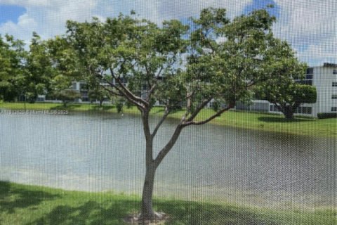 Condominio en alquiler en Boca Raton, Florida, 2 dormitorios, 83.24 m2 № 1969514 - foto 18