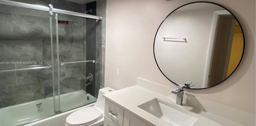 Condominio en Boca Raton, Florida, 2 dormitorios  № 1969514