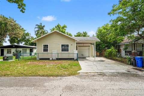 Villa ou maison à Tampa, Floride 2 chambres, 116.87 m2 № 2275710