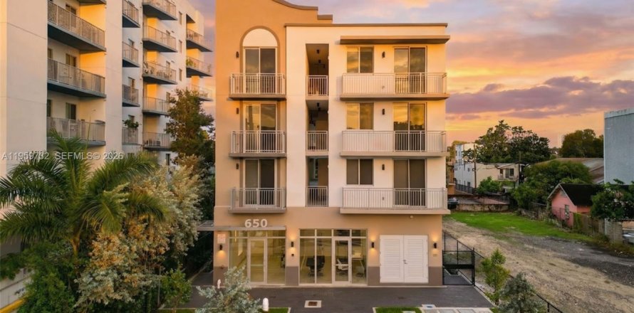 Studio à Miami, Floride № 2019971