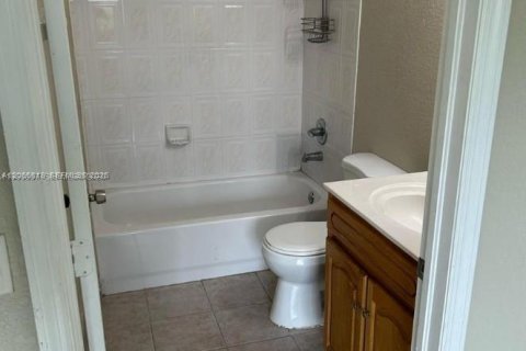 Casa en venta en Homestead, Florida, 2 dormitorios, 85.38 m2 № 2282670 - foto 10