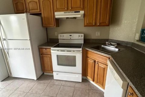 Casa en venta en Homestead, Florida, 2 dormitorios, 85.38 m2 № 2282670 - foto 14
