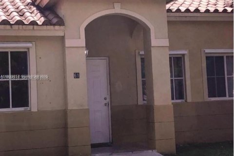 Casa en Homestead, Florida 2 dormitorios, 85.38 m2 № 2282670