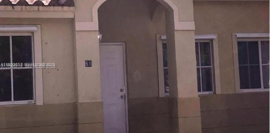 Casa en Homestead, Florida 2 dormitorios, 85.38 m2 № 2282670