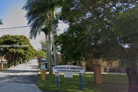 Casa en venta en Homestead, Florida, 2 dormitorios, 85.38 m2 № 2282670 - foto 2