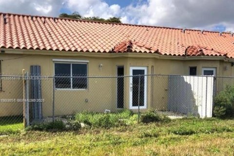 Casa en venta en Homestead, Florida, 2 dormitorios, 85.38 m2 № 2282670 - foto 17