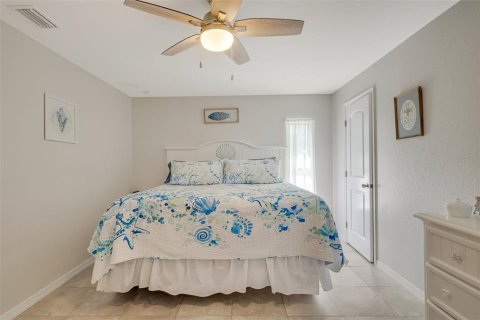 House in Englewood, Florida 2 bedrooms, 124.4 sq.m. № 1636960 - photo 22