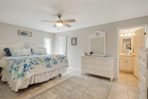 House in Englewood, Florida 2 bedrooms, 124.4 sq.m. № 1636960 - photo 23
