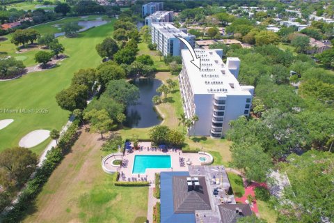 Снять в аренду кондоминиум в Бока-Ратон, Флорида 2 спальни, 112.13м2, № 1955707 - фото 29