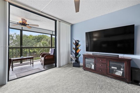 Снять в аренду кондоминиум в Бока-Ратон, Флорида 2 спальни, 112.13м2, № 1955707 - фото 15