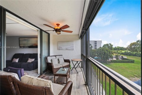 Снять в аренду кондоминиум в Бока-Ратон, Флорида 2 спальни, 112.13м2, № 1955707 - фото 19