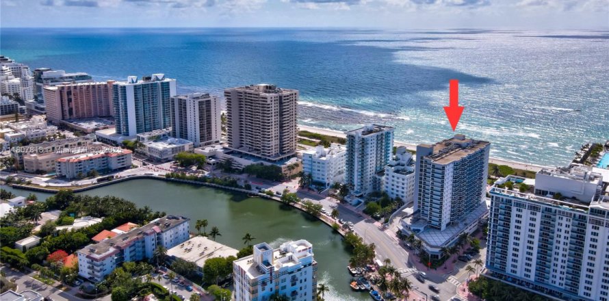 Condo à Miami Beach, Floride, 2 chambres № 1864959
