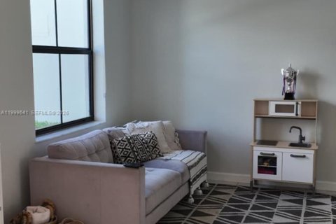 Townhouse in Homestead, Florida 3 bedrooms, 137.77 sq.m. № 2067216 - photo 3