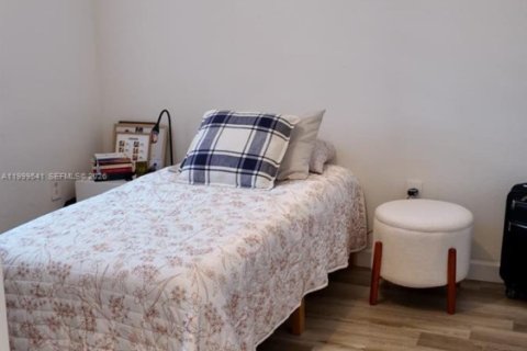 Townhouse in Homestead, Florida 3 bedrooms, 137.77 sq.m. № 2067216 - photo 20