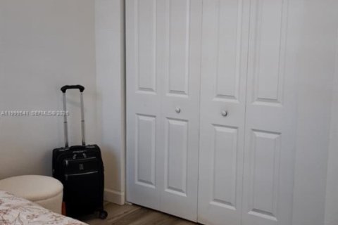 Townhouse in Homestead, Florida 3 bedrooms, 137.77 sq.m. № 2067216 - photo 19