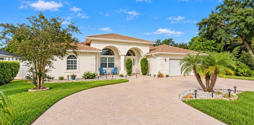 Villa ou maison à Palm Coast, Floride 4 chambres, 234.11 m2 № 2396578