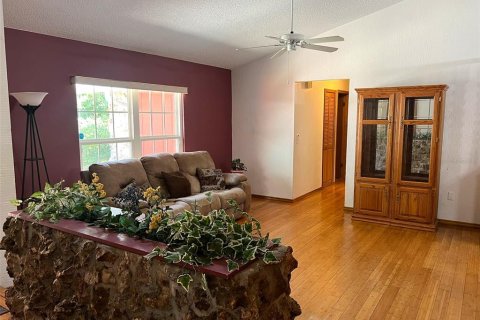 Casa en venta en Deltona, Florida, 3 dormitorios, 153.38 m2 № 1831988 - foto 9
