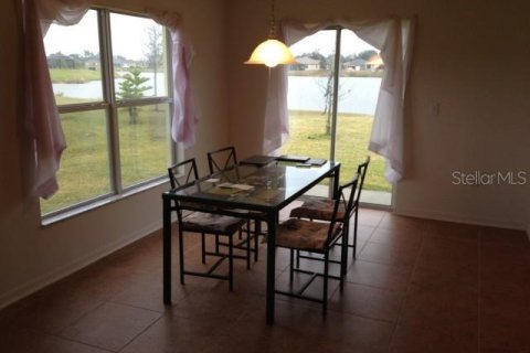 Casa en alquiler en Apollo Beach, Florida, 3 dormitorios, 171.31 m2 № 2107514 - foto 5