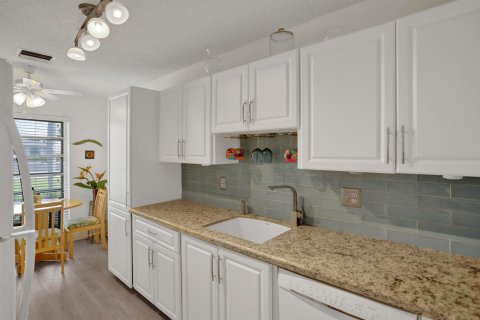 Apartment in Delray Beach, Florida 2 bedrooms, 108.42 sq.m. № 2261479 - photo 8