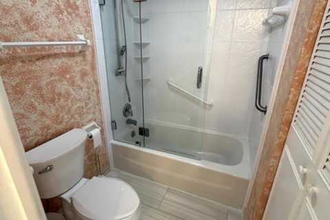 Apartment in Delray Beach, Florida 2 bedrooms, 108.42 sq.m. № 2261479 - photo 15
