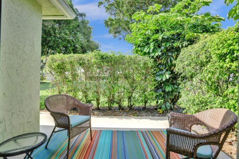 Apartment in Delray Beach, Florida 2 bedrooms, 108.42 sq.m. № 2261479 - photo 2